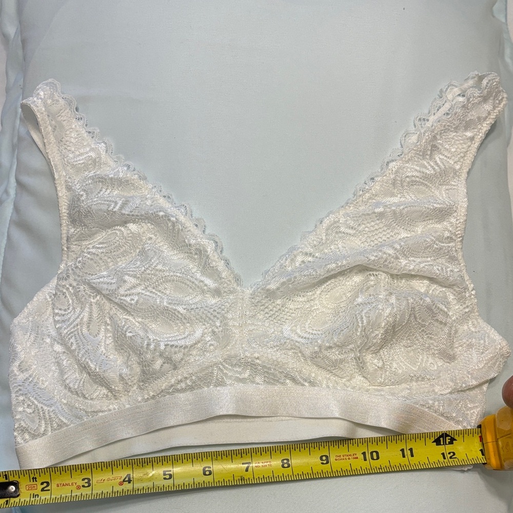 Serra White Lace Bralette